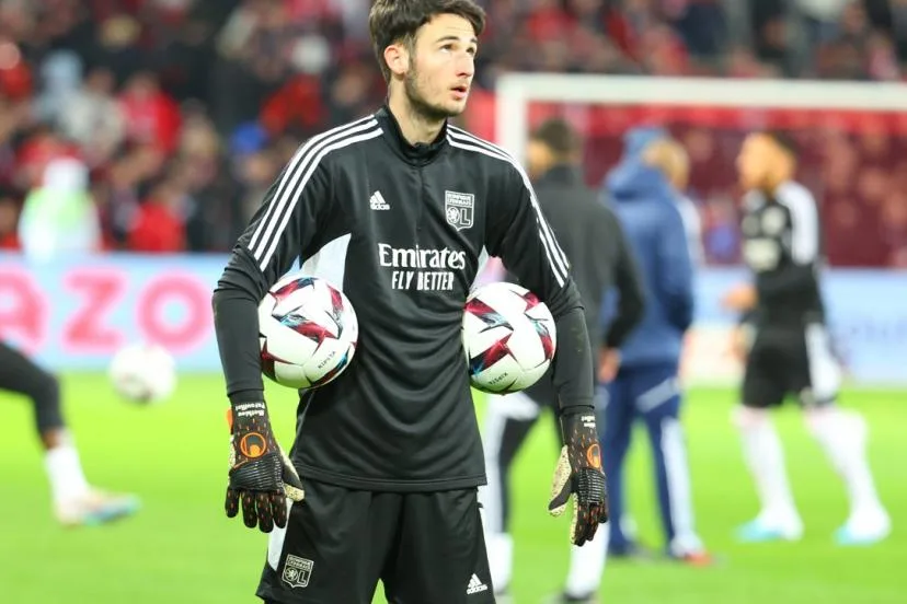 Mercato : l'ancien gardien de l'OL Mathieu Patouillet rejoint Brest