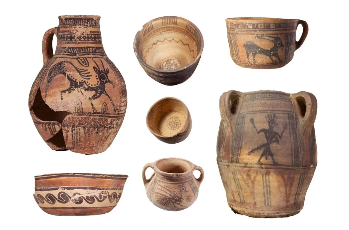 Cerâmicas de 3,6 mil anos podem ser um dos primeiros exemplos de “marca” da história