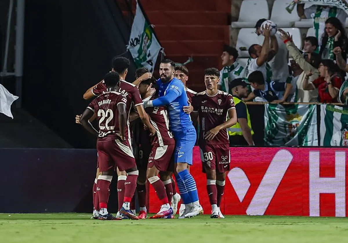 1-2: Los fallos y la mala suerte condenan a un Albacete que va cuesta abajo