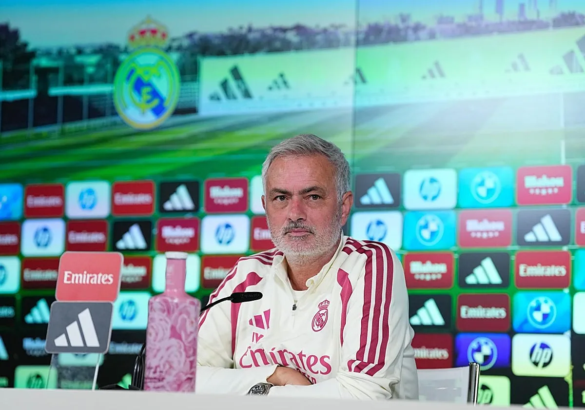 Mourinho aviva la guerra del Real Madrid con Tebas... y el cariño a Vinicius