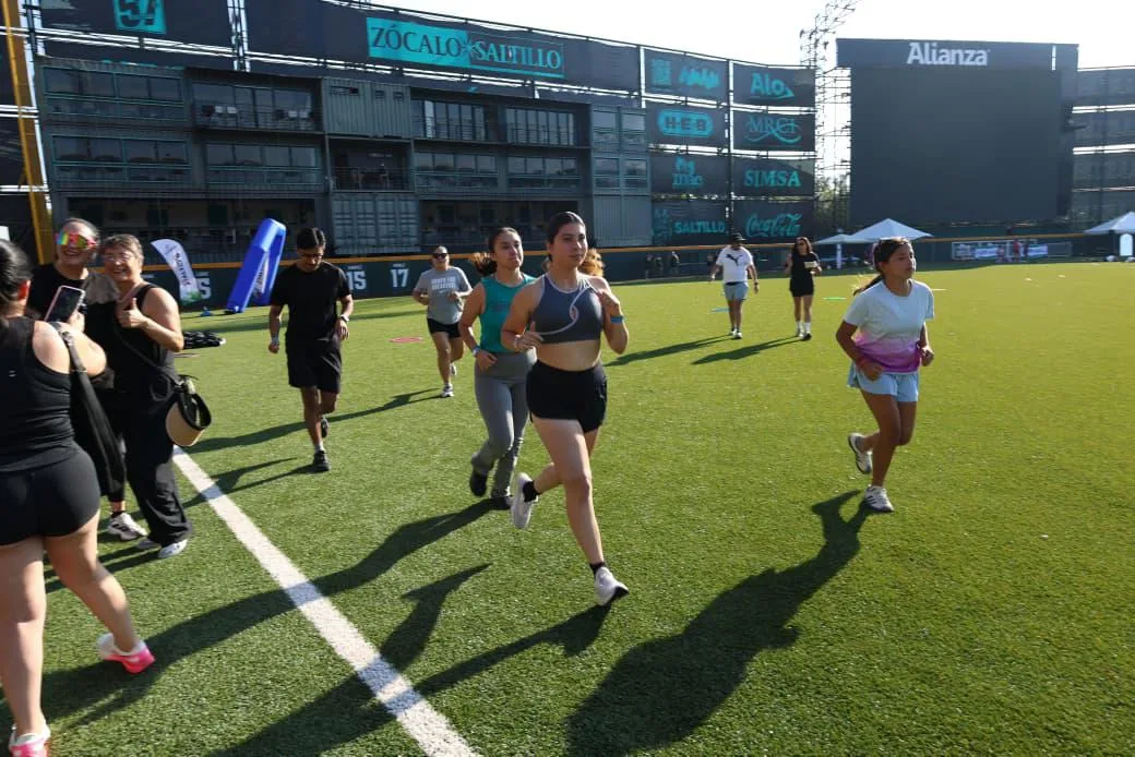 Más de 400 jóvenes toman el Francisco I. Madero en la jornada deportiva ‘Saraperos por la Juventud’