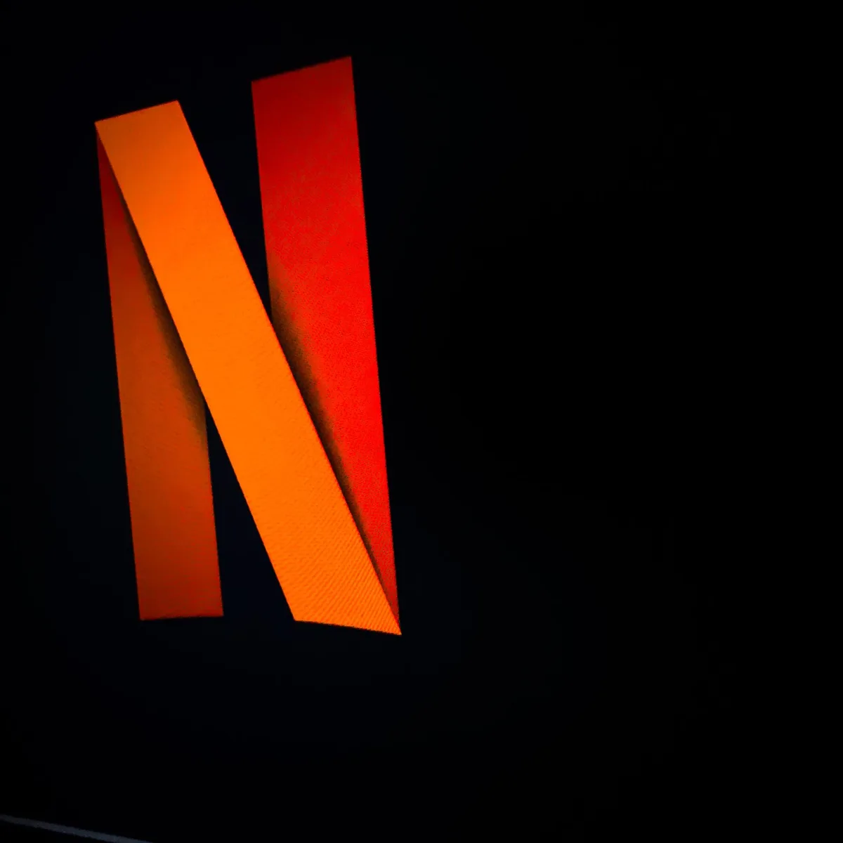 Netflix, Apple TV und Wow - Verbraucherschutzverein klagt gegen Preiserhöhungen bei Streaming-Anbietern
