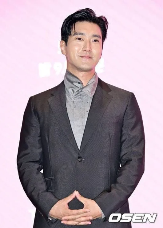최시원, '경복궁서 흡연' 외국인 직접 제지..국가유산 지켰다[순간포착]