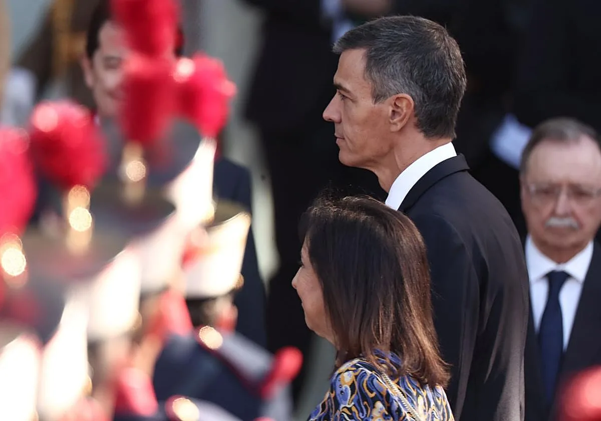 Malestar en Moncloa con Robles por filtrar el altercado de la Armada marroquí