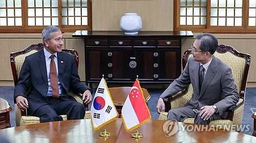조현, 싱가포르 외교장관과 통화…한반도 정세 의견 교환
