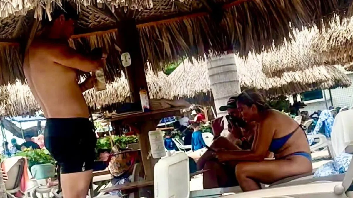 Colombian minister’s Caribbean holiday amid earthquake crisis stokes fury