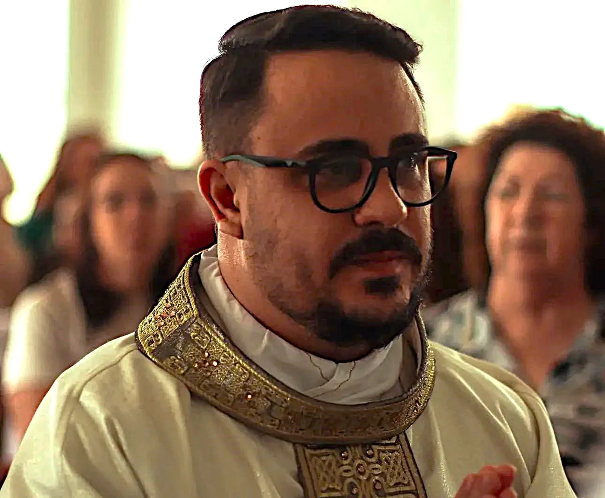 Escolhido o padre para substituir pároco afastado por motivo de saúde no ES