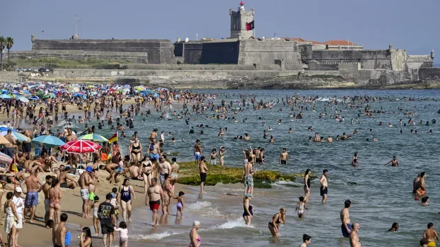 Quase todo o país acima dos 30ºC! Há 15 distritos sob aviso amarelo
