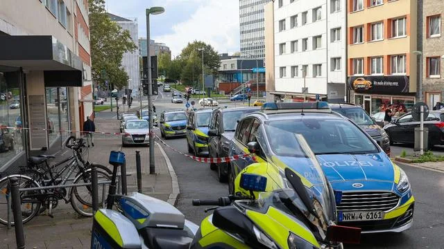 Fahndung läuft: Befreiter Häftling und seine Helfer weiter verschwunden