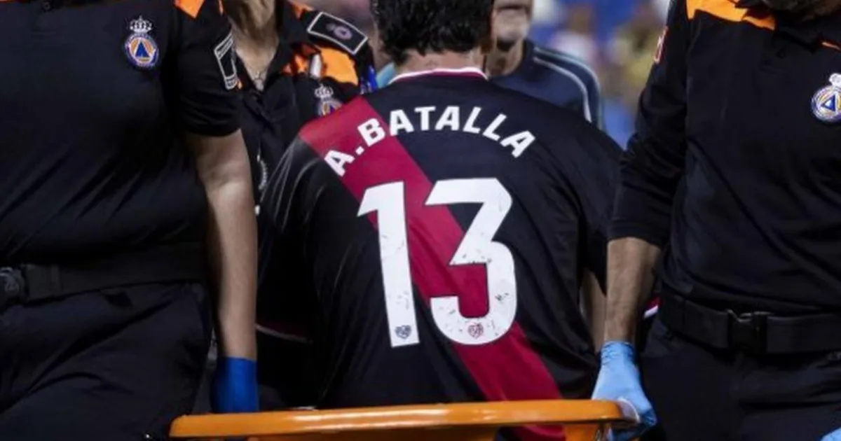 Oficial: fractura de tibia para Batalla