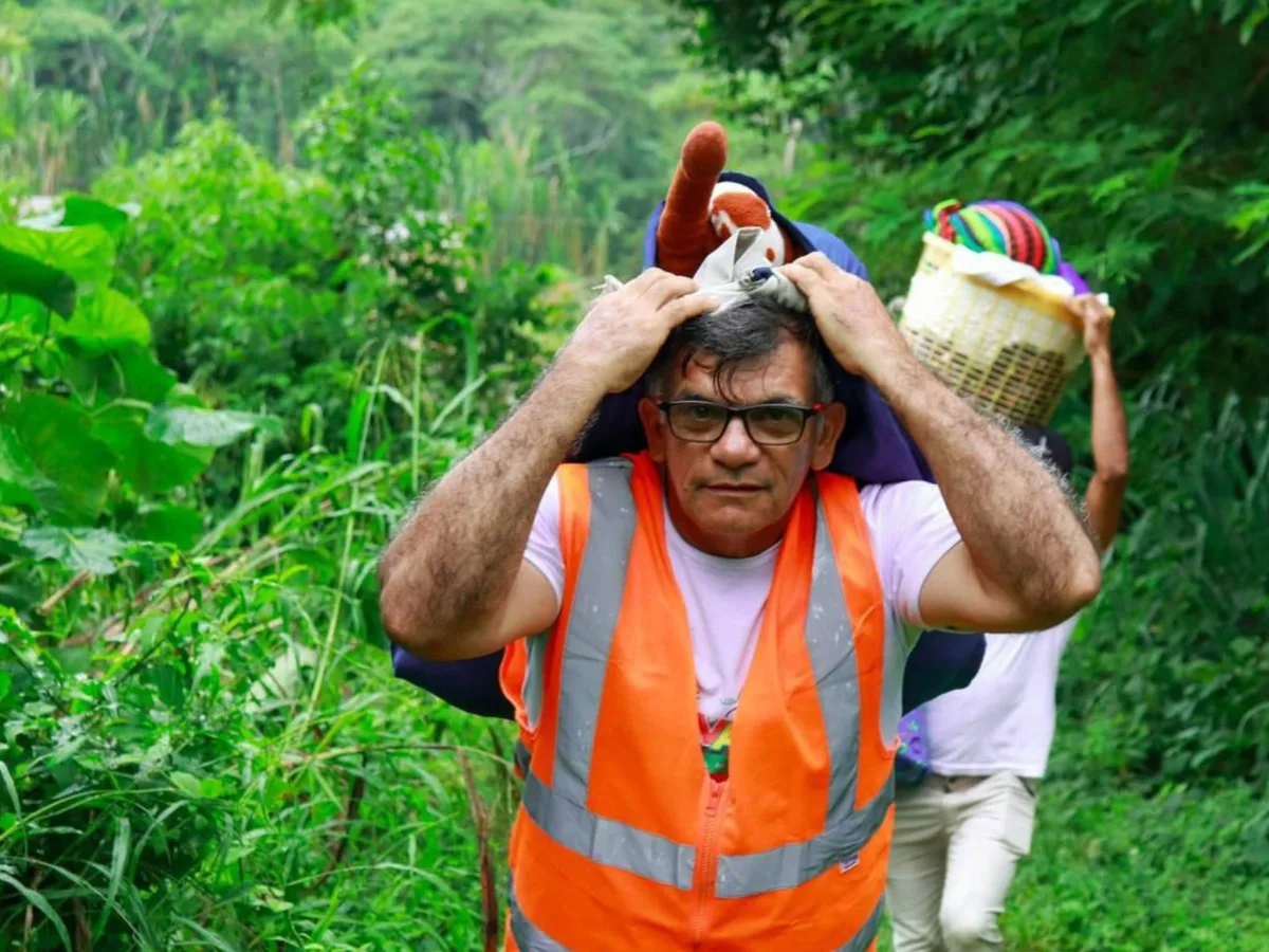 Arena de rodeio em feira agropecuária recebe nome de vice-prefeito que morreu no interior do Acre