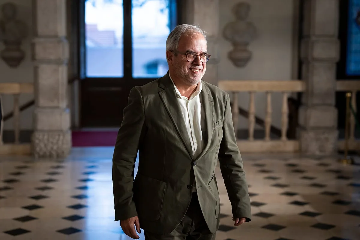 BE quer mais meios e sanções para garantir declarações de património de políticos