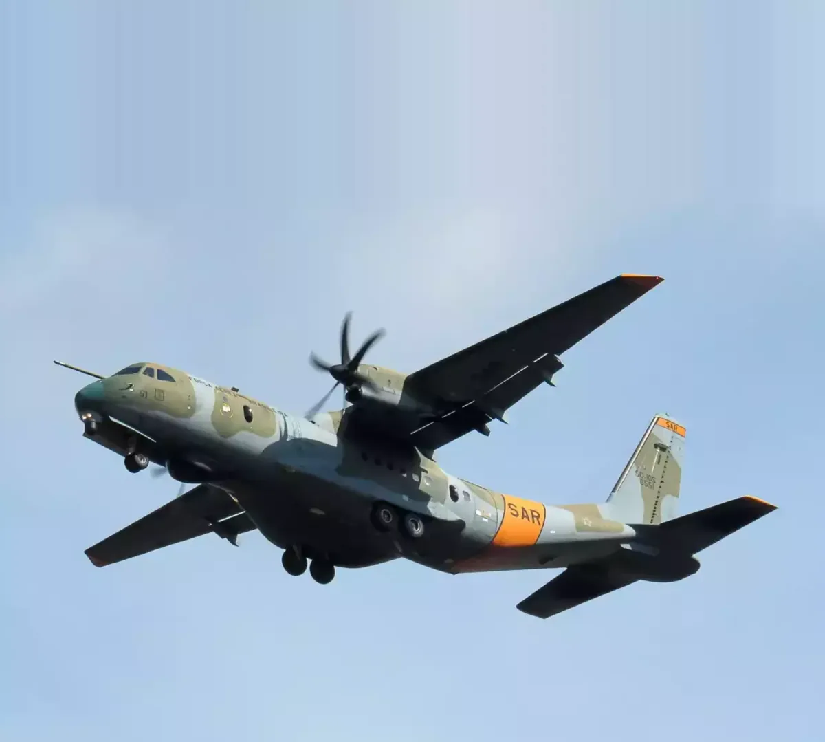 Avião da FAB decolou da Capital para buscar helicóptero desaparecido com Rick