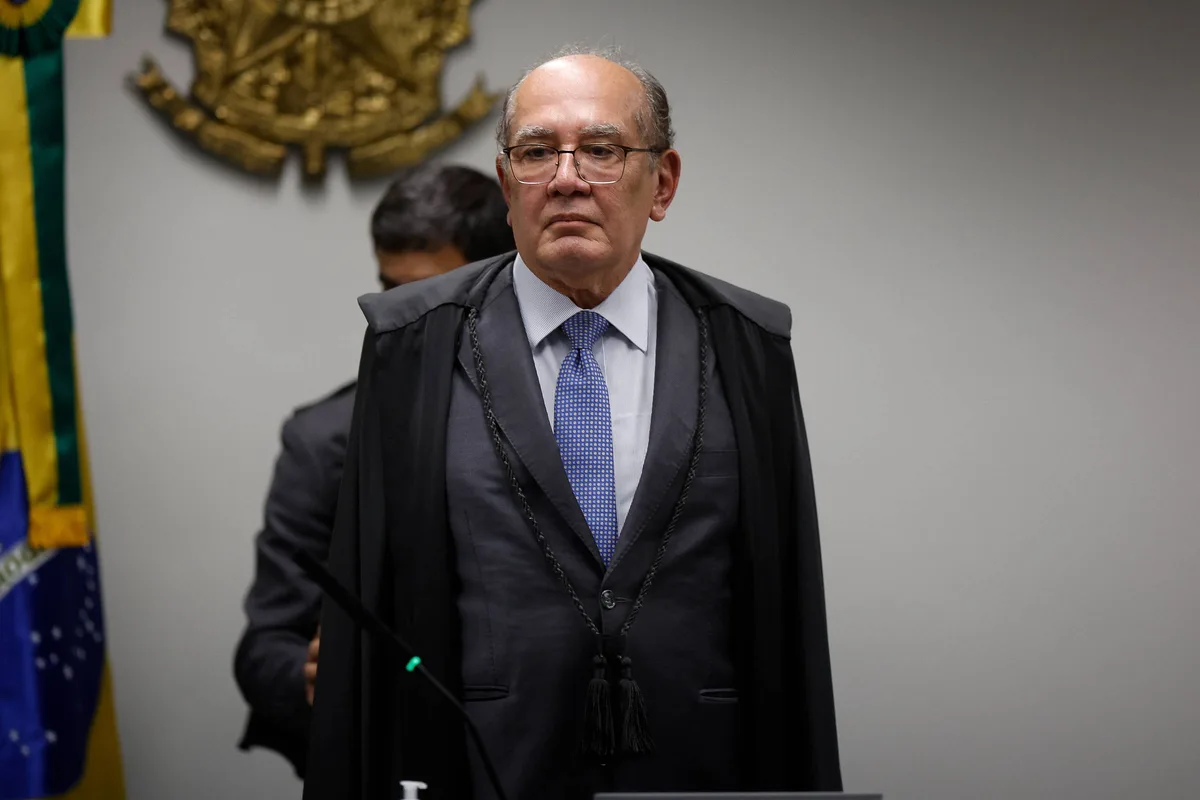 Gilmar Mendes decide que reajuste de Lula ao Bolsa Família 'não afronta' a lei eleitoral