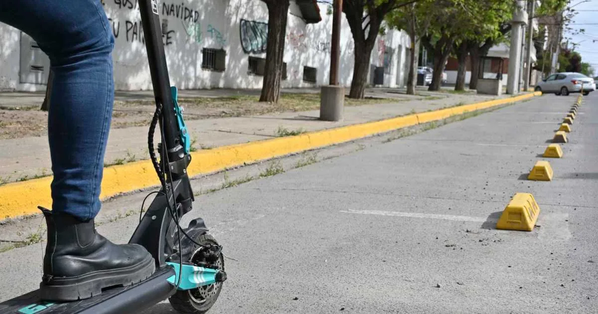 Monopatines eléctricos: proponen regular su circulación en Viedma
