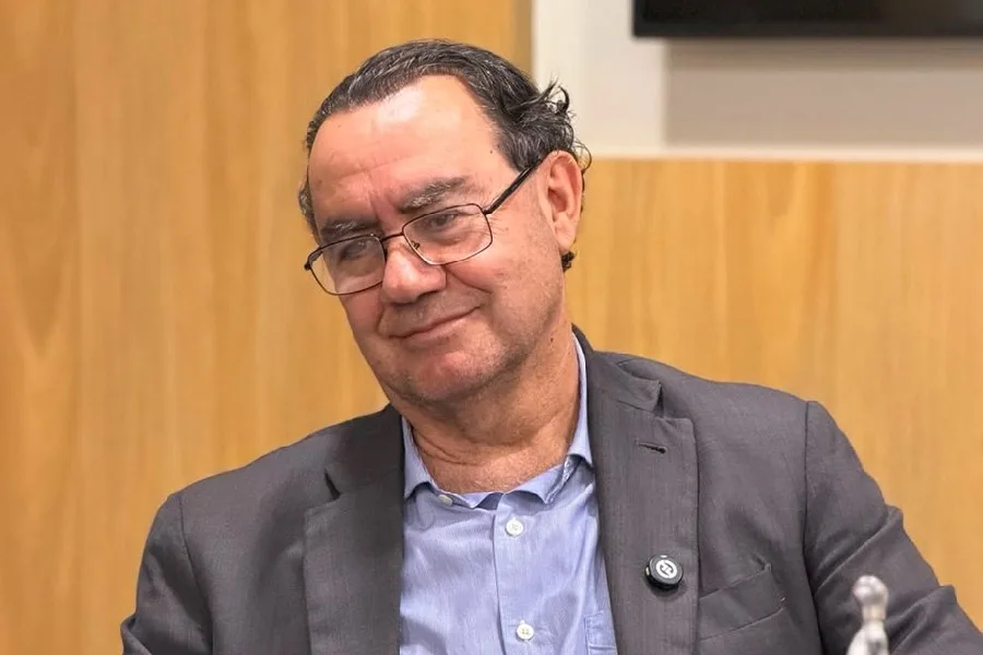 Augusto Cury: ‘Modelo de Lula está falido e de Flávio também, se o pai perdeu, o filho também vai perder’