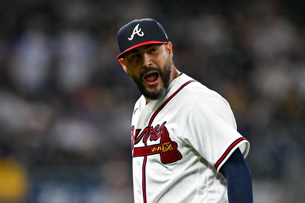Martín Pérez extendió su racha de innings en blanco con Atlanta