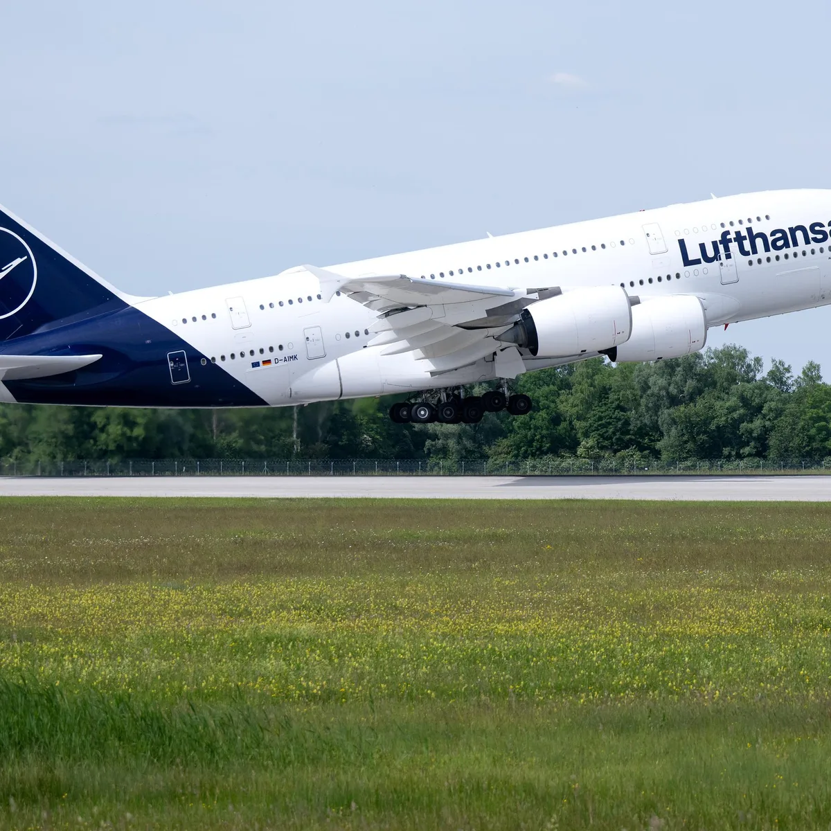 Luftfahrt - Erneuter Zwischenfall am Flughafen München: Lufthansa-Airbus setzt bei Landung zu früh auf