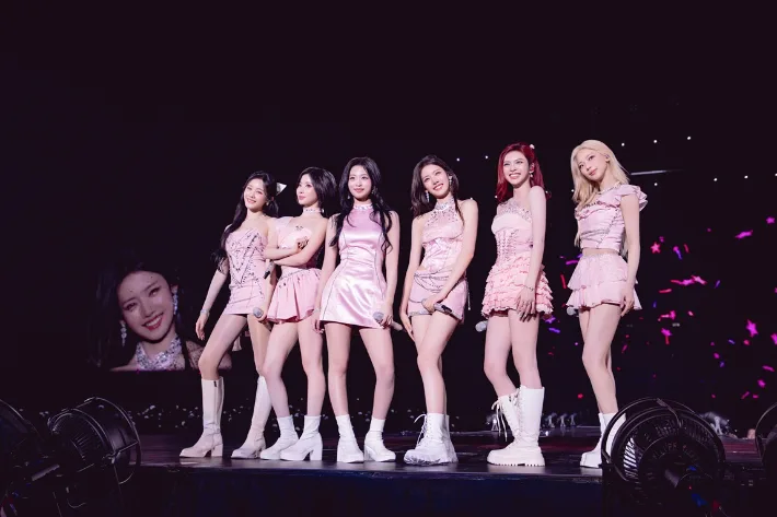 베이비몬스터, 교세라돔 9만명 채웠다…전석 매진
