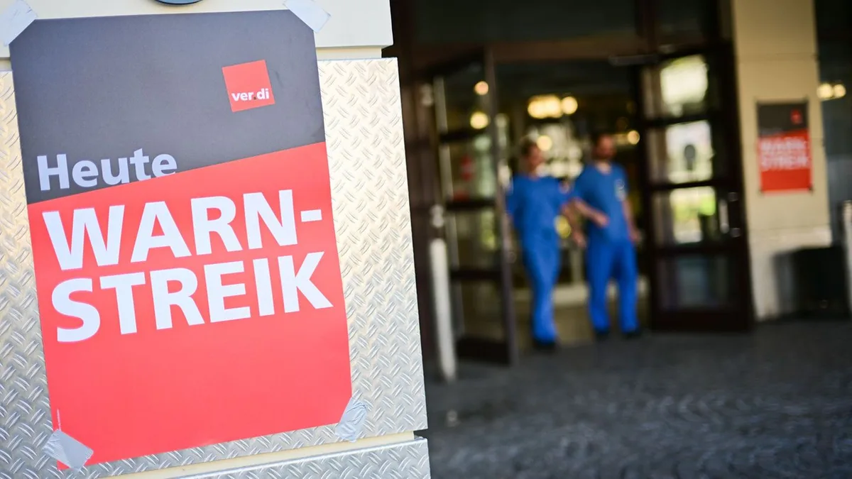Tarifverhandlungen: Warnstreik der Pflegekräfte an der Charité