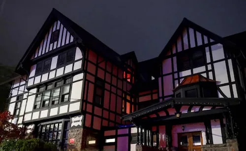Universidad de Cornell veta fiestas de fraternidades tras presunta violación grupal; mejorará apoyo a "sobrevivientes" de agresión sexual