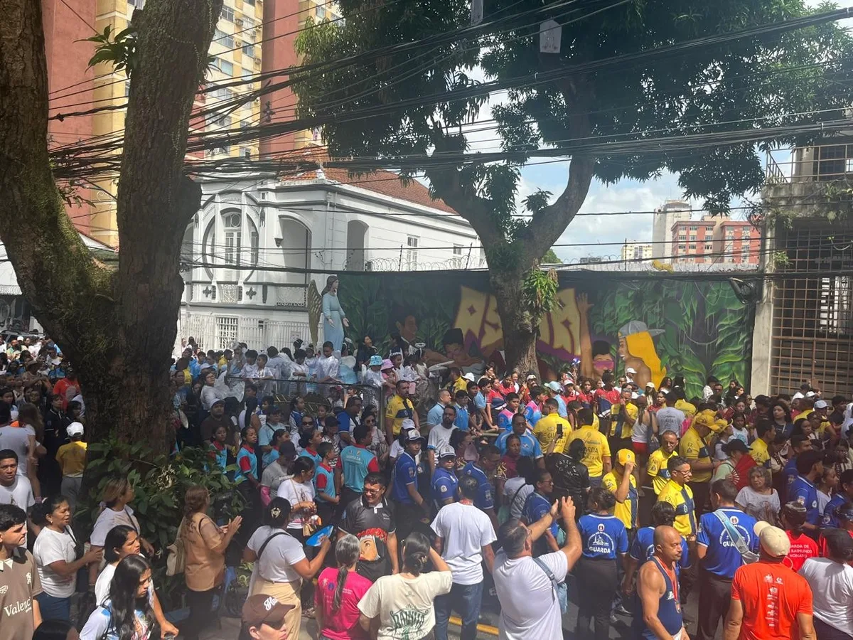 Círio de Nazaré 2026: Belém volta a ter ruas tomadas por milhares de fiéis na Romaria das Crianças