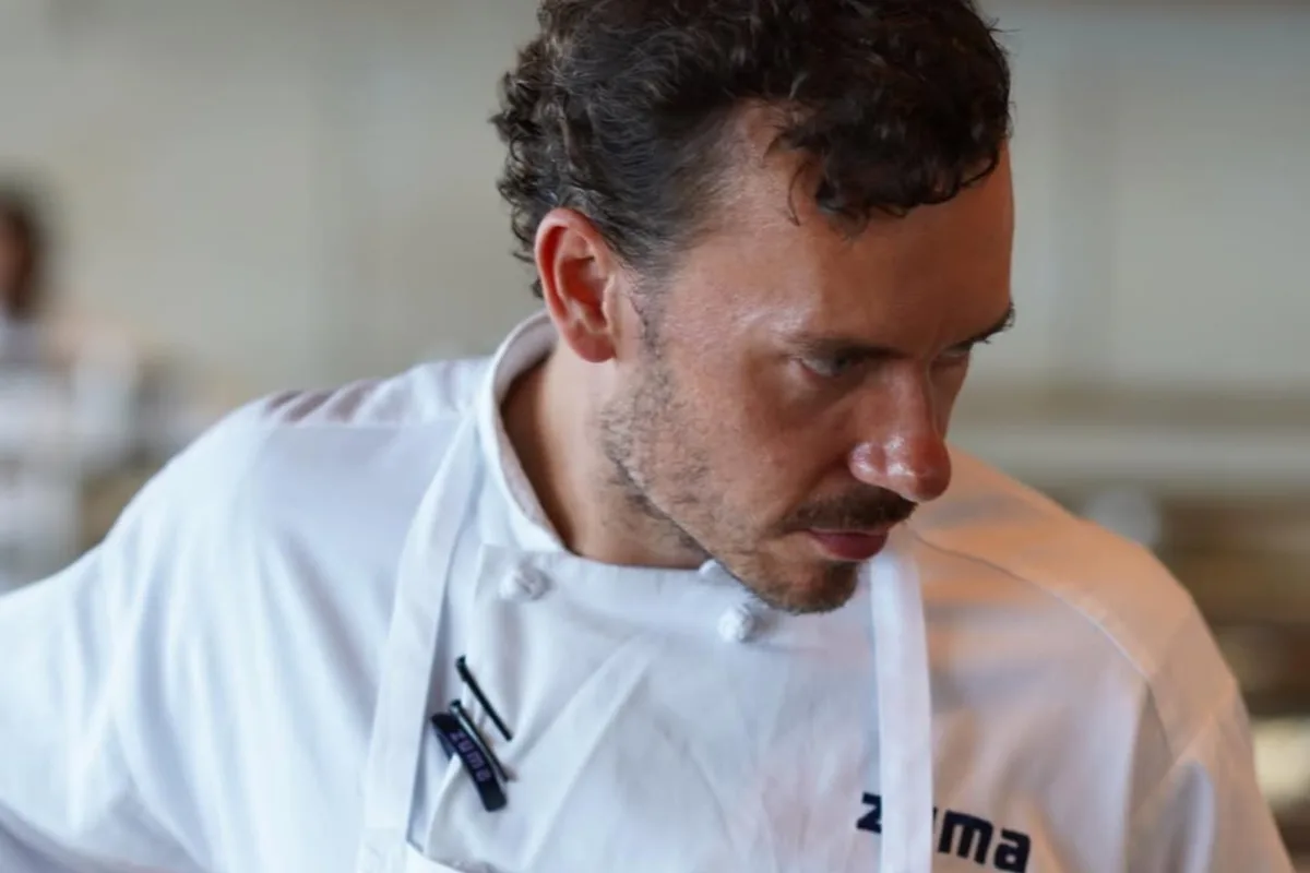 Oliver, chef: “Evitar refrigerar los plátanos porque el frío ralentiza la maduración y la cáscara se ennegrece”