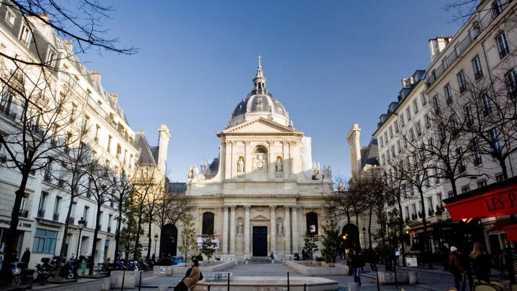«C'est en train de briser mon rêve»: en France, la hausse des frais d'inscription angoisse les étudiants africains