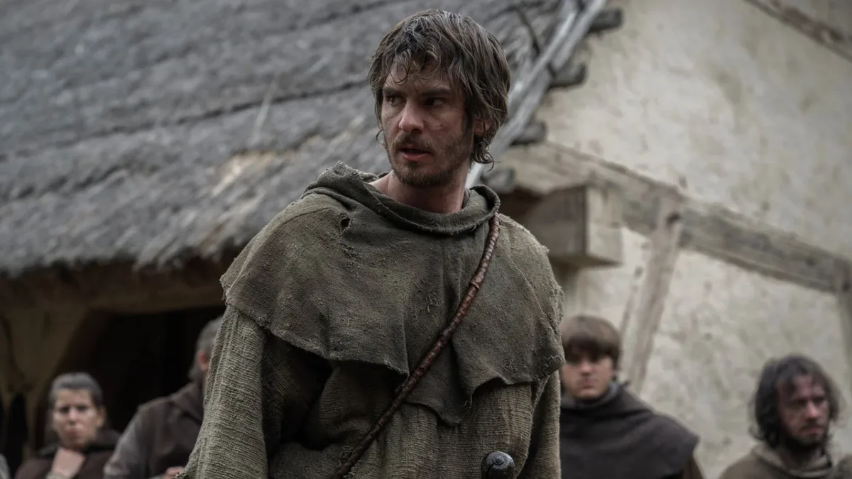 Robin des Bois ou pas ? « The Uprising » avec Andrew Garfield sème la confusion autour de son sujet principal