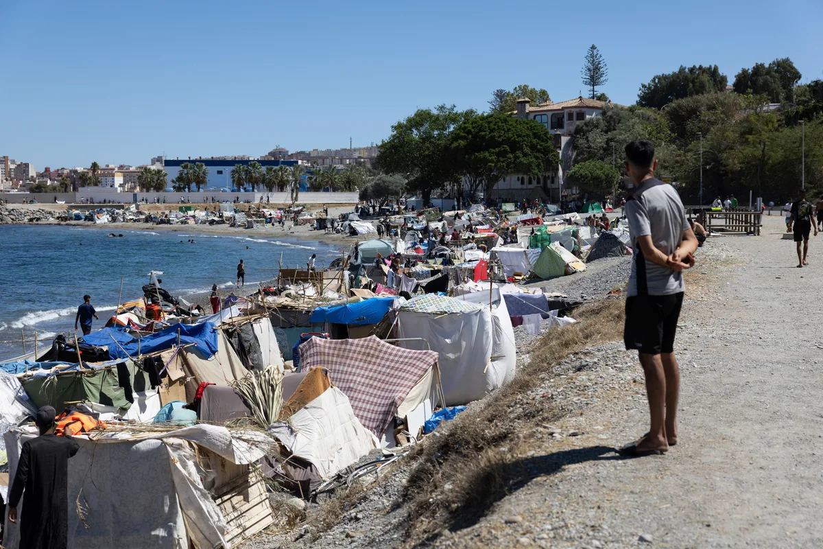 El PSOE instruye a sus cargos para que no participen en las protestas por la gestión en Ceuta y acusa al PP de "manipular esta crisis humanitaria"