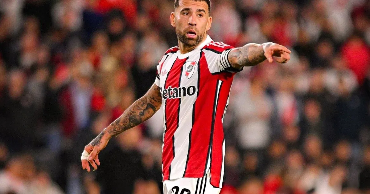 Otamendi, más capitán que nunca: su reclamo viral al árbitro por el penal y el gesto en el final