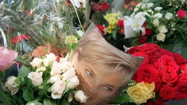 Blumige Erinnerung an Prinzessin Diana