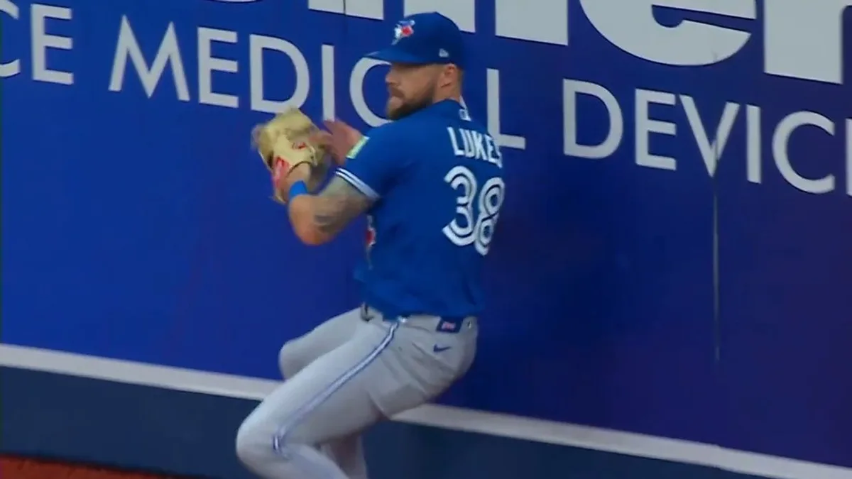 Gotta See It: Lukes makes incredible leaping catch to rob Mullins’ homer
