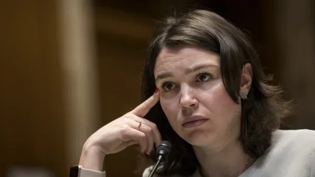 Kremlin quer prender a filha de Boris Nemtsov, ex-vice russo assassinado