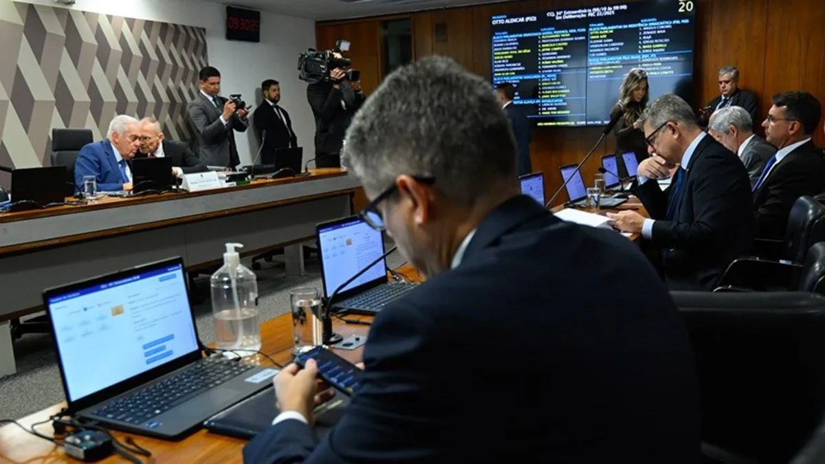 PEC da Segurança Pública avança no Senado e pode ter análise concluída na CCJ nesta quarta-feira (14); entenda o que prevê a proposta