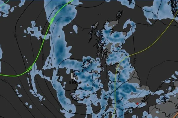Weather maps show Brits face 57-hour rain deluge this bank holiday weekend