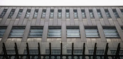 Duisburg: Häftling flieht über Gefängnisdach aus JVA Hamborn