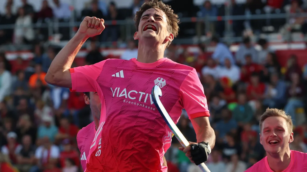 „Der helle Wahnsinn“: Hockey-Männer bestehen Nervenprobe und träumen von Titelverteidigung