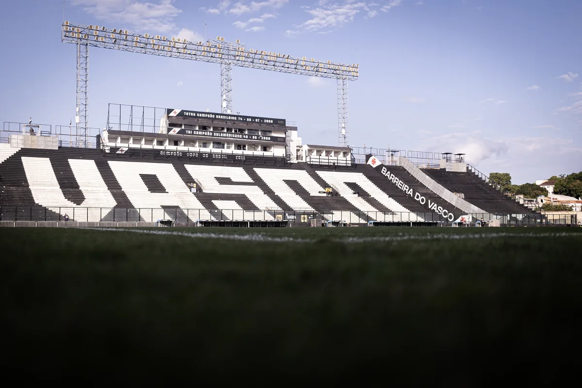Vasco x Remo: onde assistir ao vivo, horário e escalações