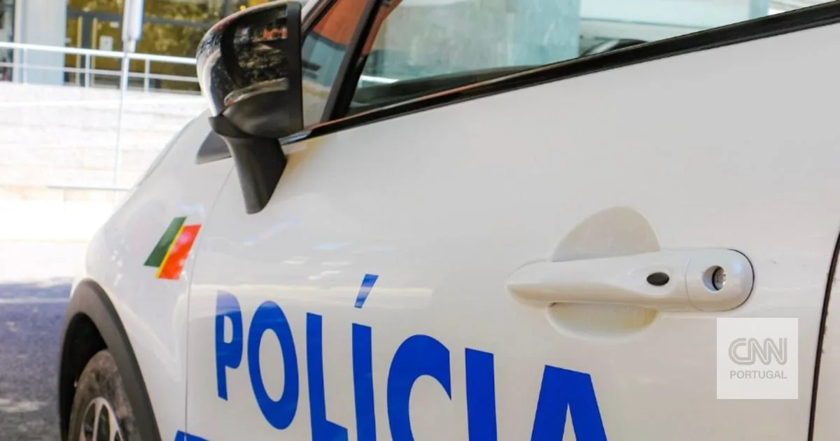 Mãe de menino de três anos encontrado sozinho em Braga foi localizada várias horas depois