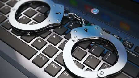 Zwei mutmaßlich zu TeamPCP gehörende Cyberkriminelle in Australien verhaftet