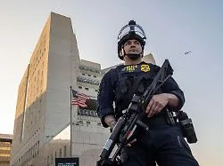 Sohn unterstützte IS: "Terroristen-Gericht" in USA schiebt Afghanin ab