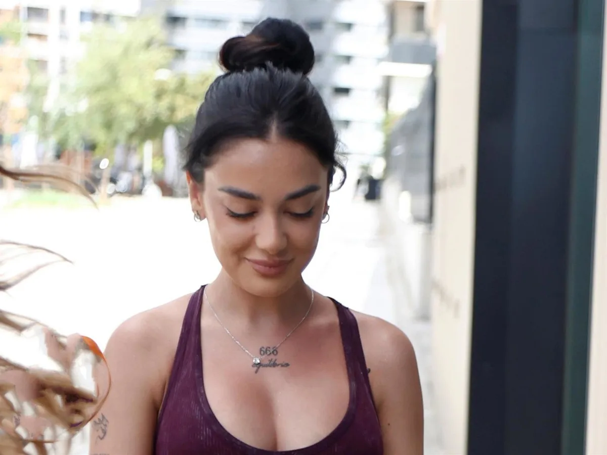 Julia Janeiro revela por fin la reacción de sus padres a su ataque a Belén Esteban: "Quieren una hija libre"
