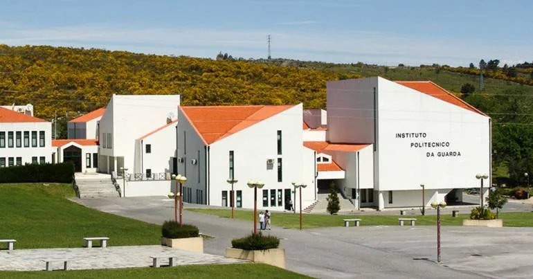 Guarda quer converter politécnico em universidade