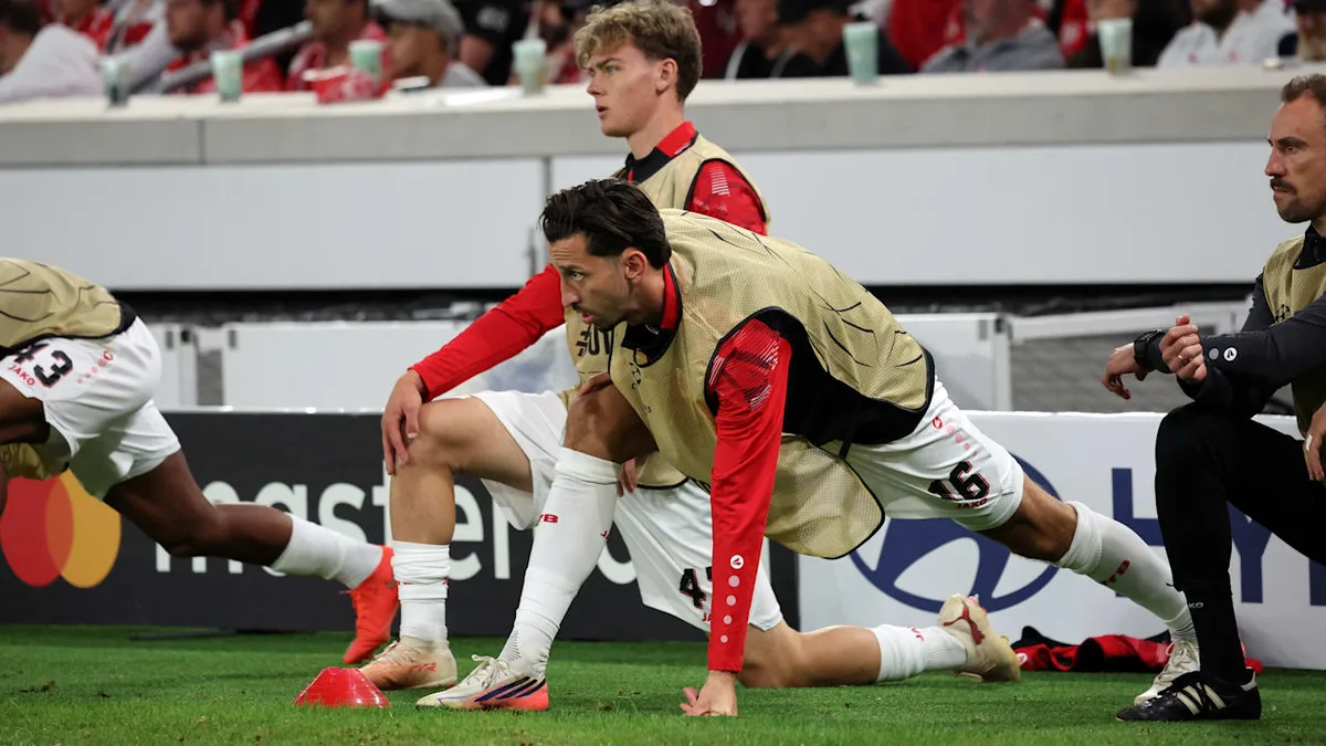 Nächster Dämpfer für Ex-Kapitän - Jetzt ist sogar VfB-Talent Spalt vor Karazor