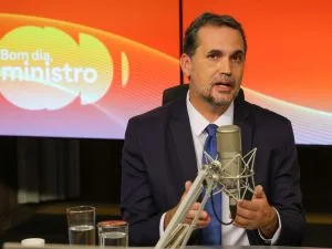 Revisão de gastos do INSS abriu espaço para reajuste no Bolsa Família, diz ministro