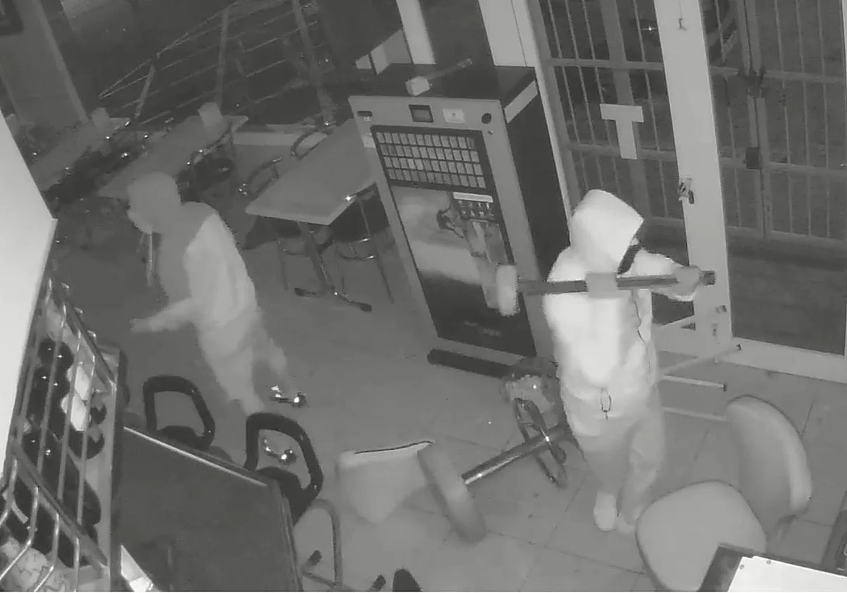 A la caza del alunicero Rafita: abandonado por su banda en un hospital tras recibir cinco disparos en Vallecas