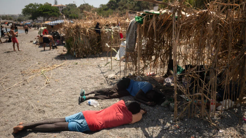 À Ceuta, des migrants bloqués aux portes de l'Europe attendent de connaître leur sort