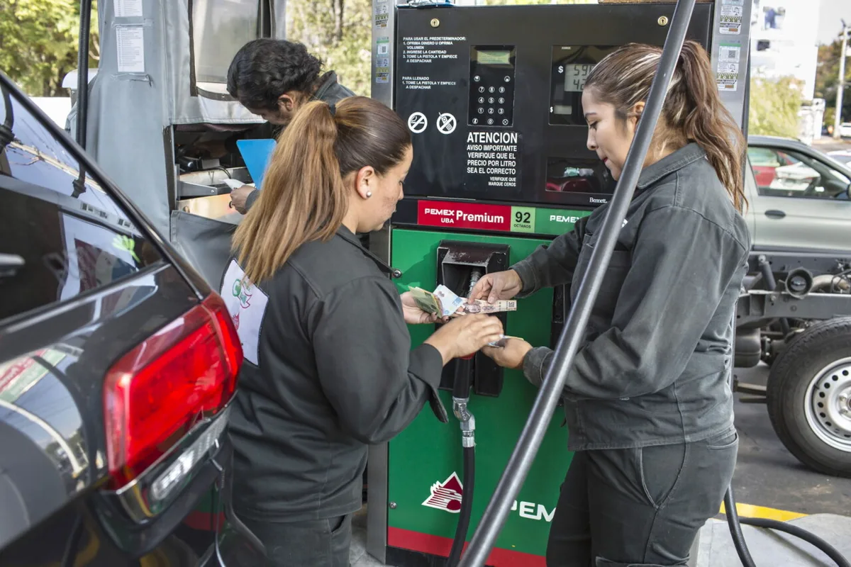 Gasolinas, con menor carga de impuestos; disminuye IEPS por segunda semana consecutiva