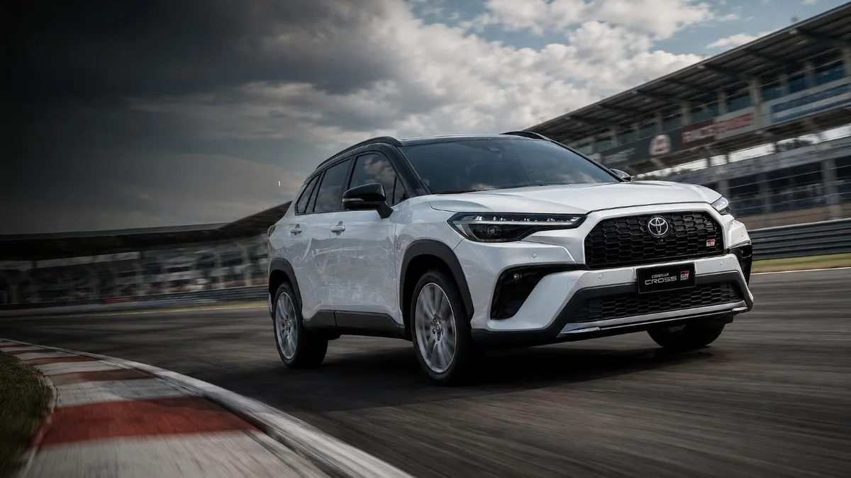 Los precios oficiales del Toyota Corolla Cross en octubre: cuánto cuesta cada versión en la Argentina